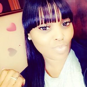 Meet your Posher, Latasha